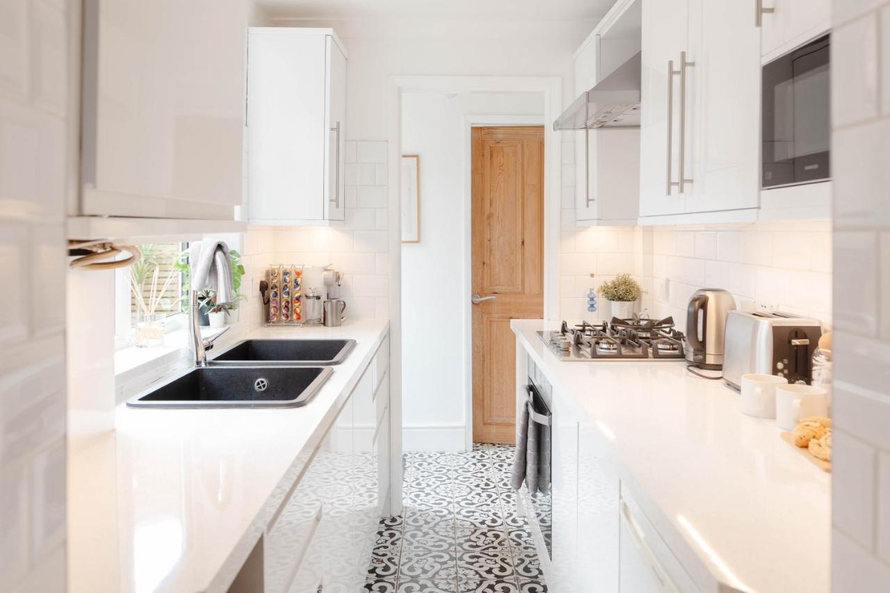 Stylish & Comfortable Modern Getaway — photo 3