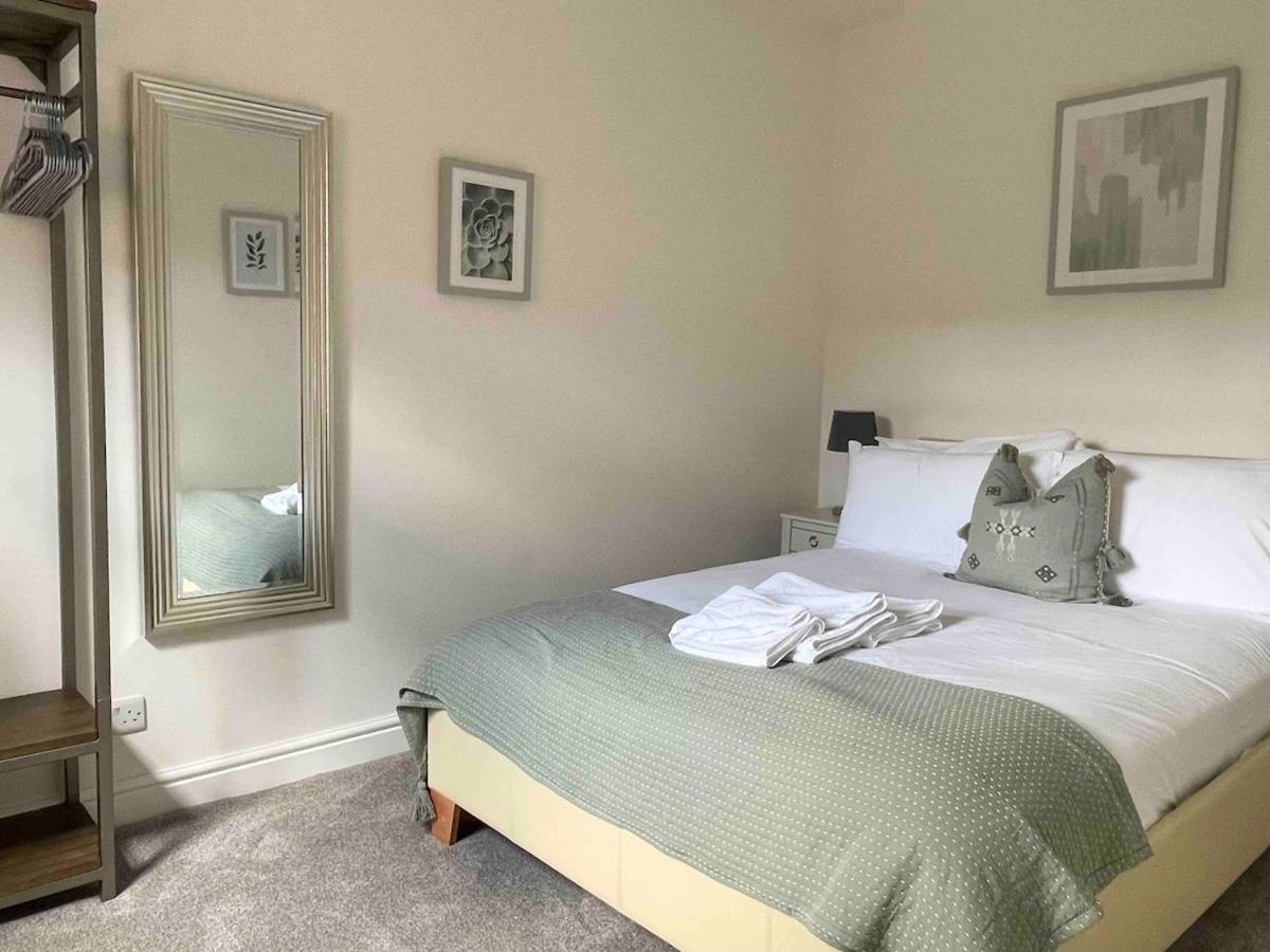 Stylish property close to York city centre — photo 3