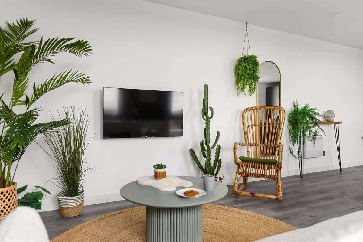 Stylish York Penthouse, 5-Min walk to Citywall, Parking & Gym — photo 4