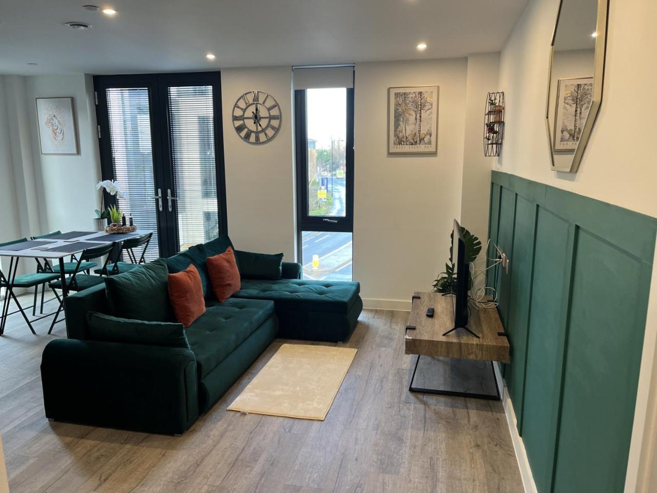 Superb city centre new built flat and gym — photo 3
