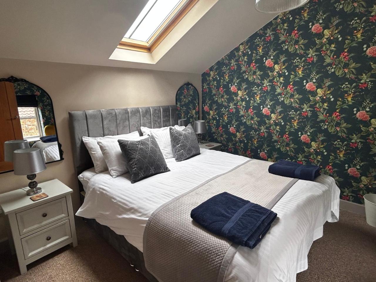 Tanyard Cottage - Whixley, York, North Yorkshire — photo 2