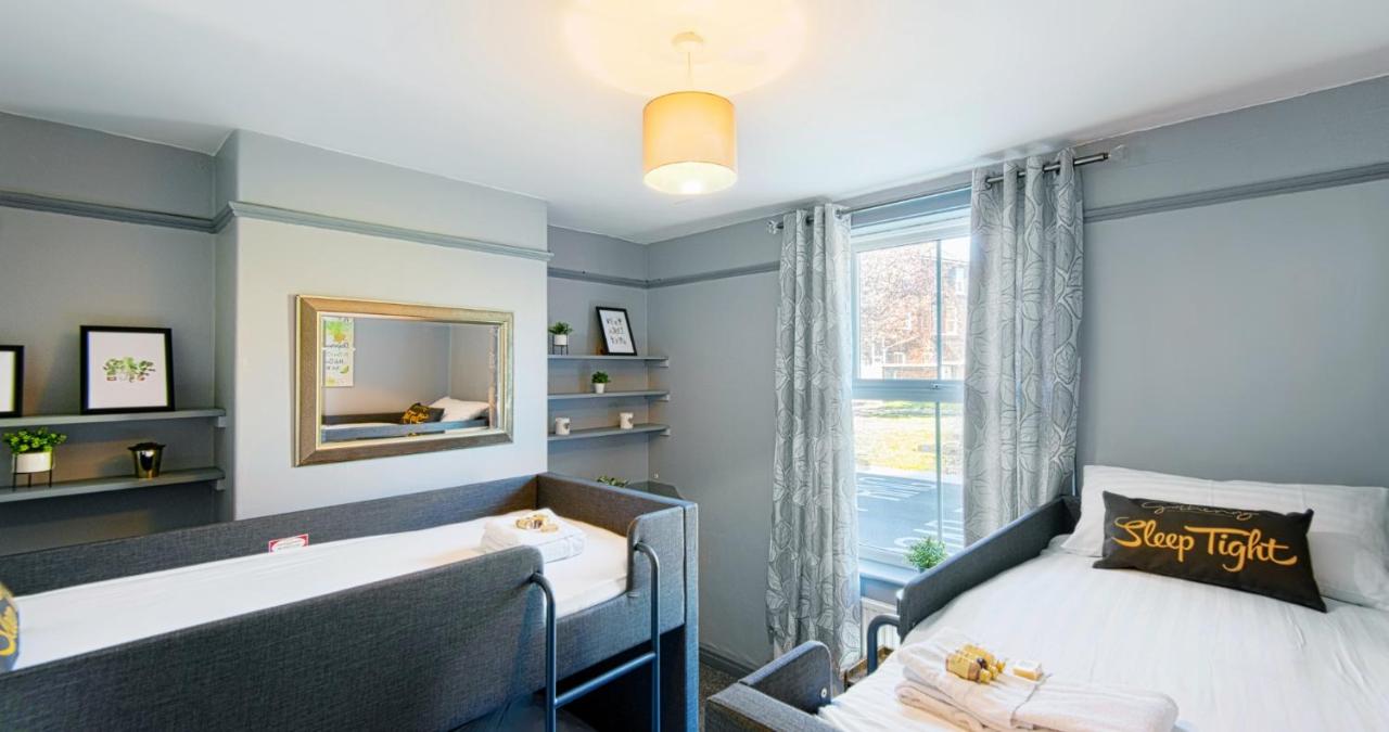 The Clifford Gathering York - Sleeps Up To 10 — photo 2