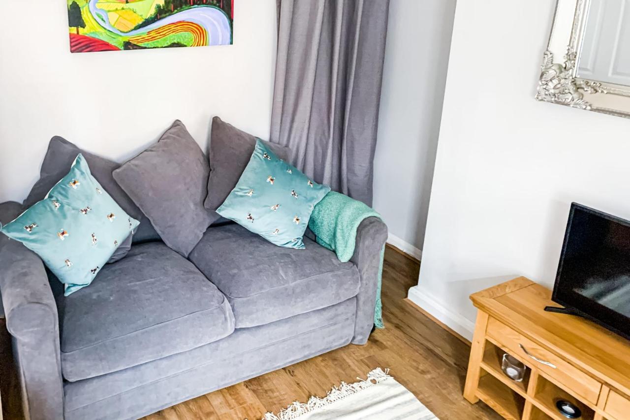 The Knavesmire - Quaint Victorian Home With Free Parking — photo 4