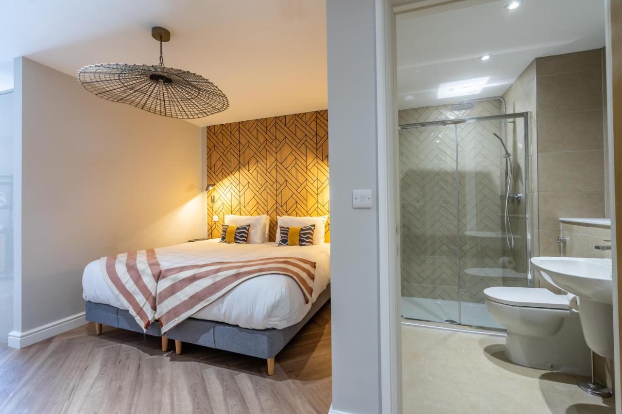The Siding York - Option of Super King bed or 2 singles — photo 7