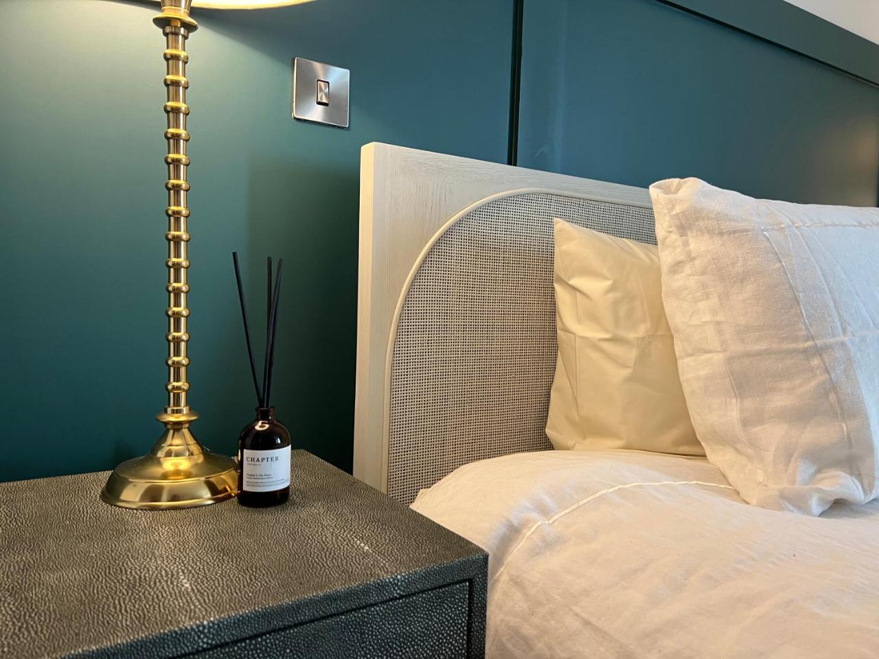 The Spitalfields Suite at Ryedale House — photo 6