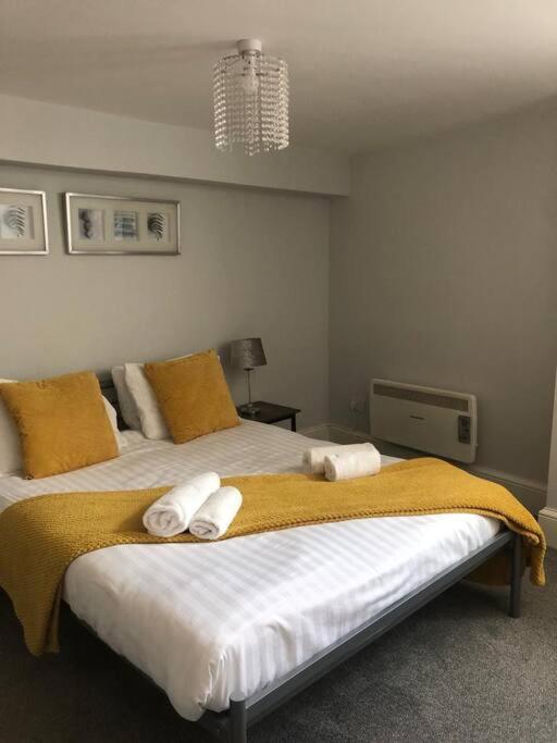 The Stuart Suite - spacious, affordable, city centre — photo 6