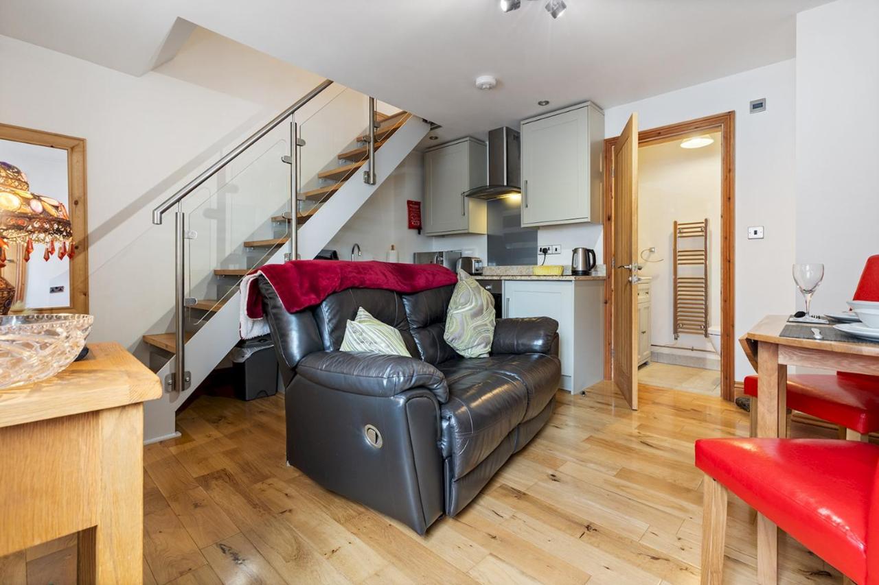 The Terrace - Beautiful 1-Bed with Roof Terrace Pass the Keys — photo 4