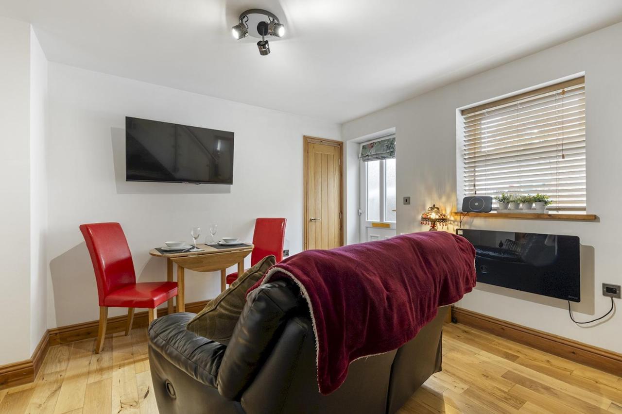 The Terrace - Beautiful 1-Bed with Roof Terrace Pass the Keys — photo 5