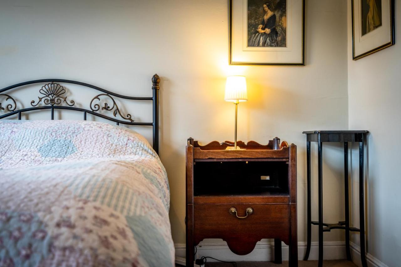 The Victorian House — photo 7