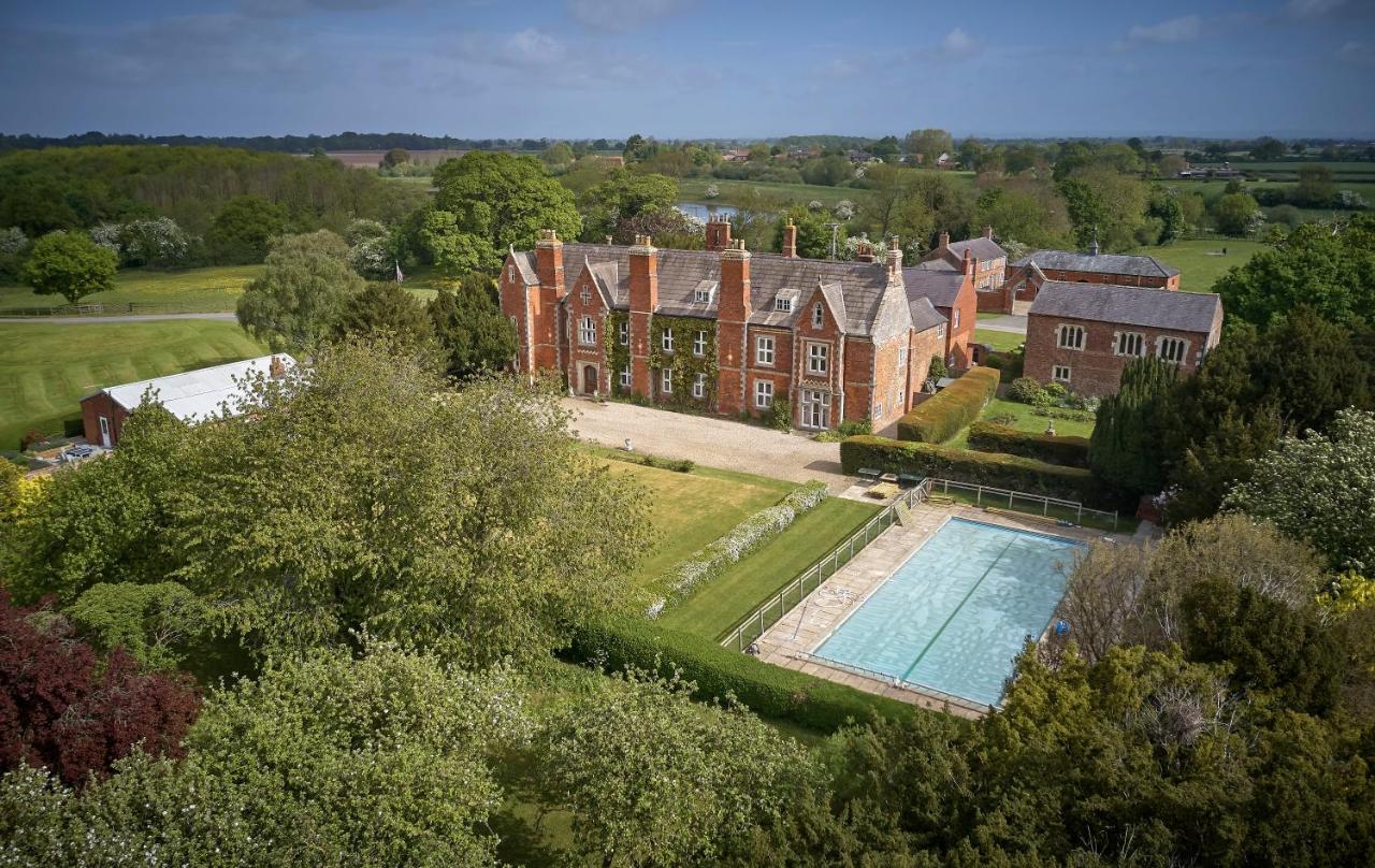 Vavasour at The Red House Estate — photo 6