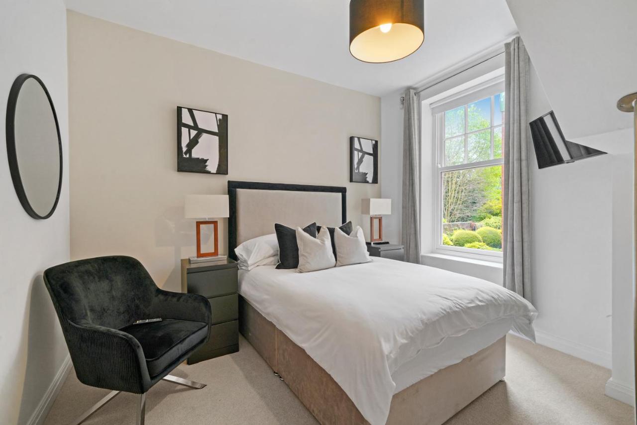 Vikings Duplex Apartment Next To York Minster With Parking — photo 6