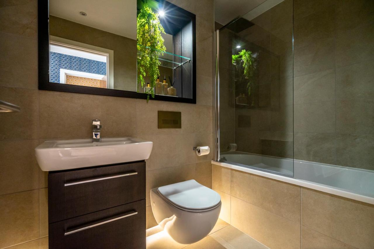 Waterside Retreat @ Ryedale House, York, Yorkshire