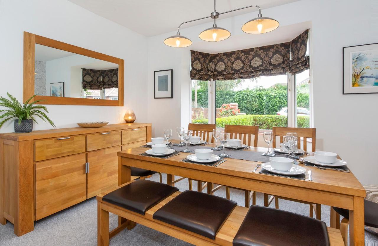 Woodlea House with Hot tub with Free Parking — photo 4