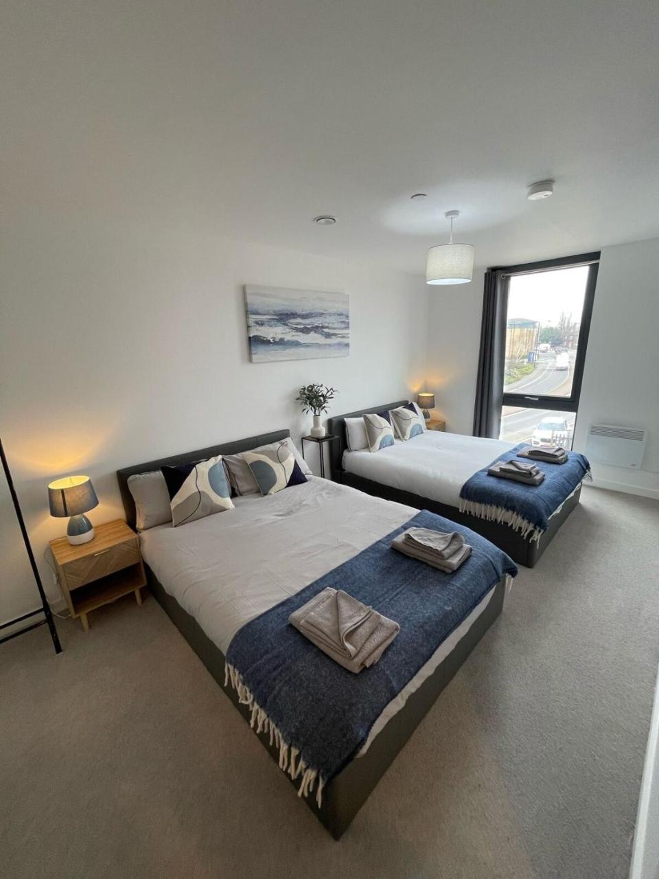 York Central Stylish Flat - Sleeps 8 - Parking - Gym — photo 2