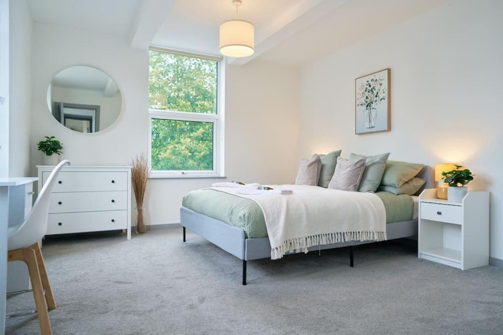 York City Central Apartment and Coffee Shop, York, Yorkshire