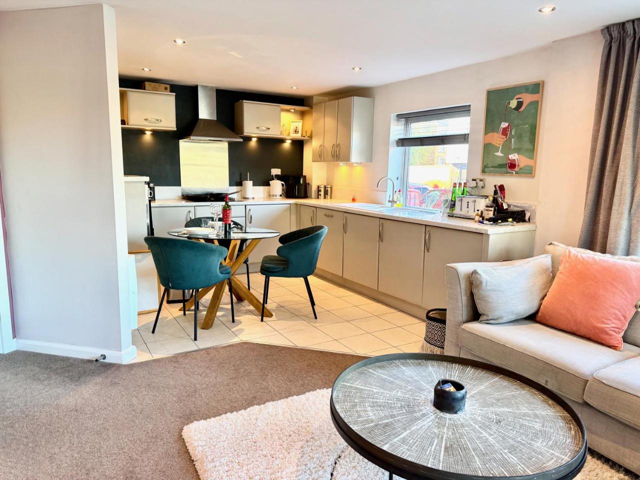 York City Centre Flat near Minster - River View and Free Parking — photo 6