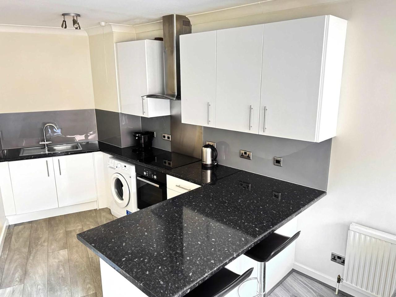 York City Centre Flat with View — photo 6