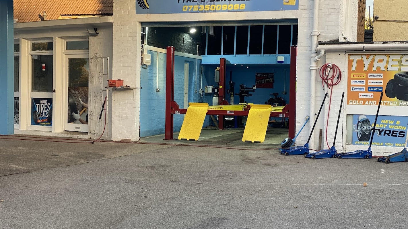York pitstop Tyre and service