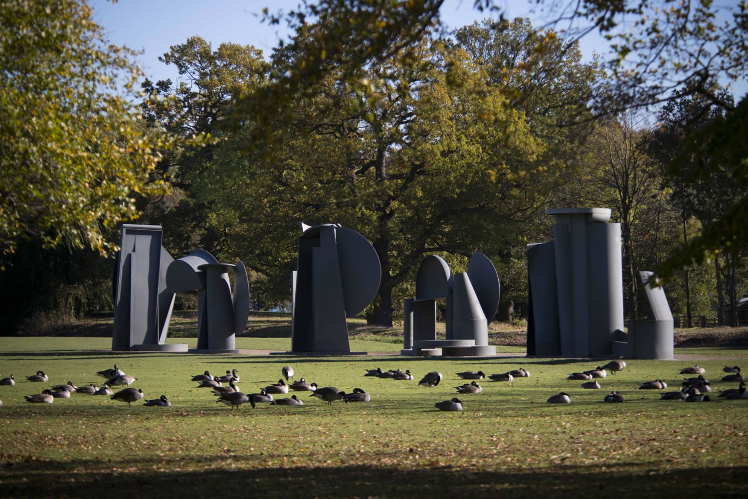 a human man style sculpture at Yorkshire Sculpture Park|||
