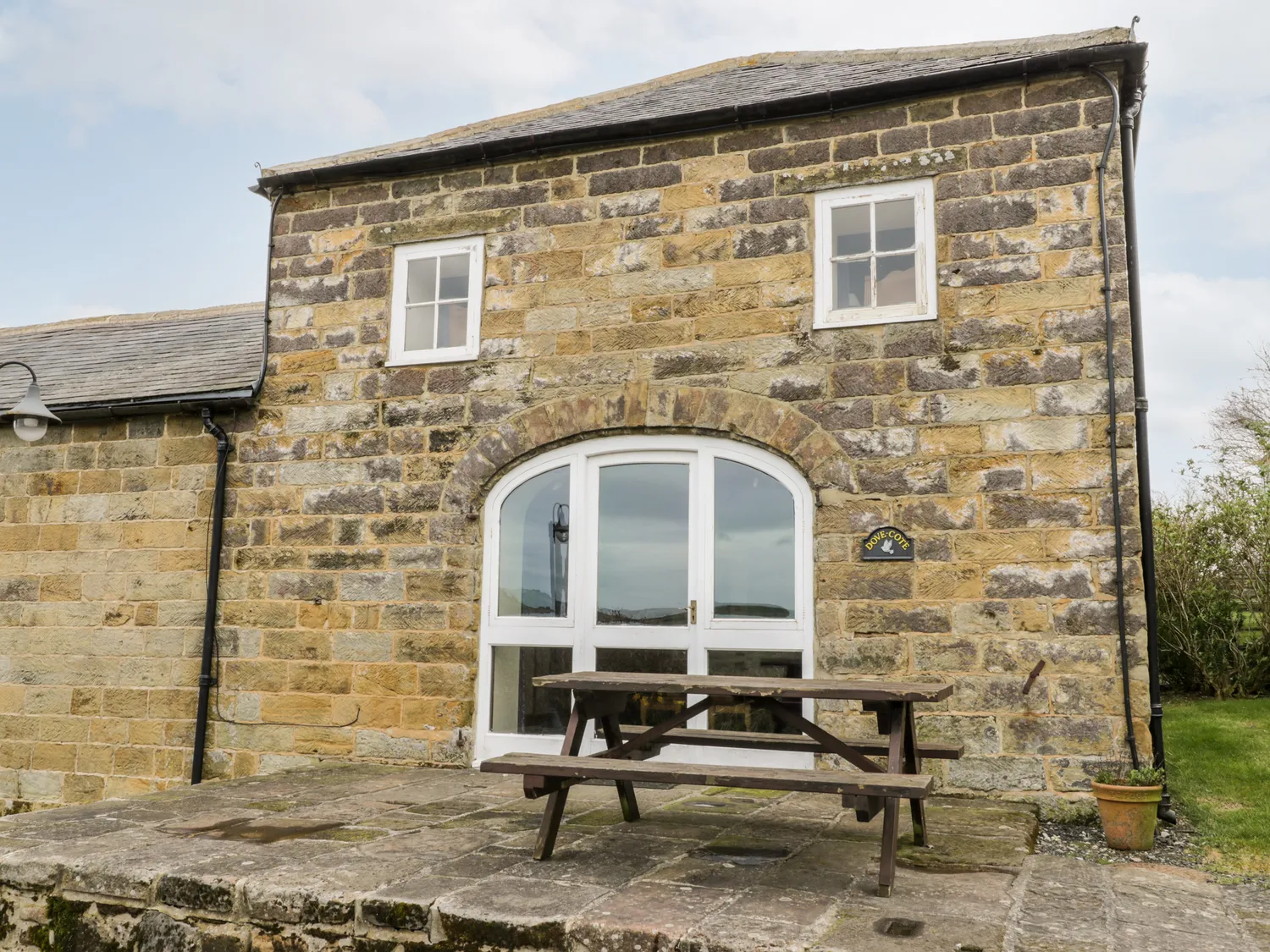 Dovecote cottage Image 4