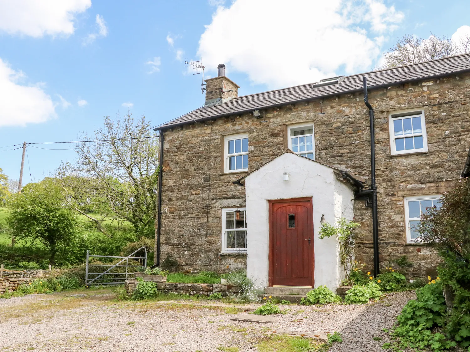 Spout Cottage Image 1