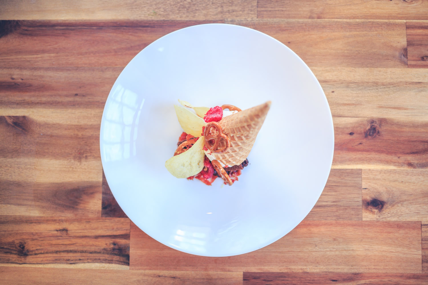 Feed Image 7