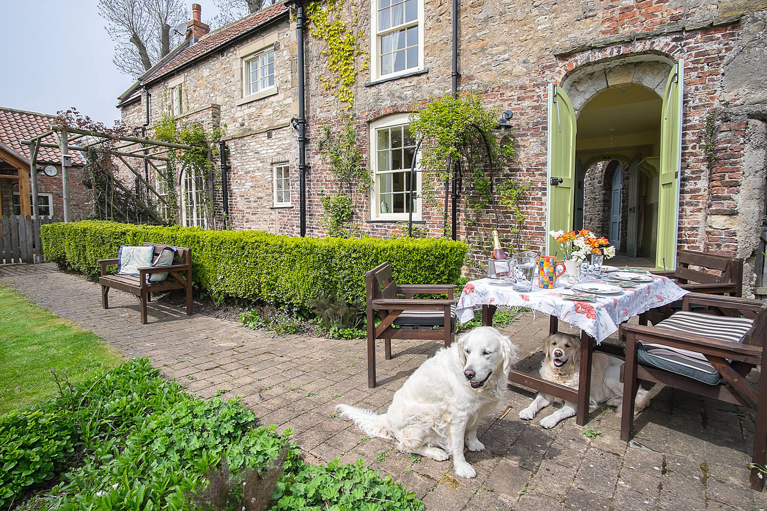 Garden Cottage Image 9