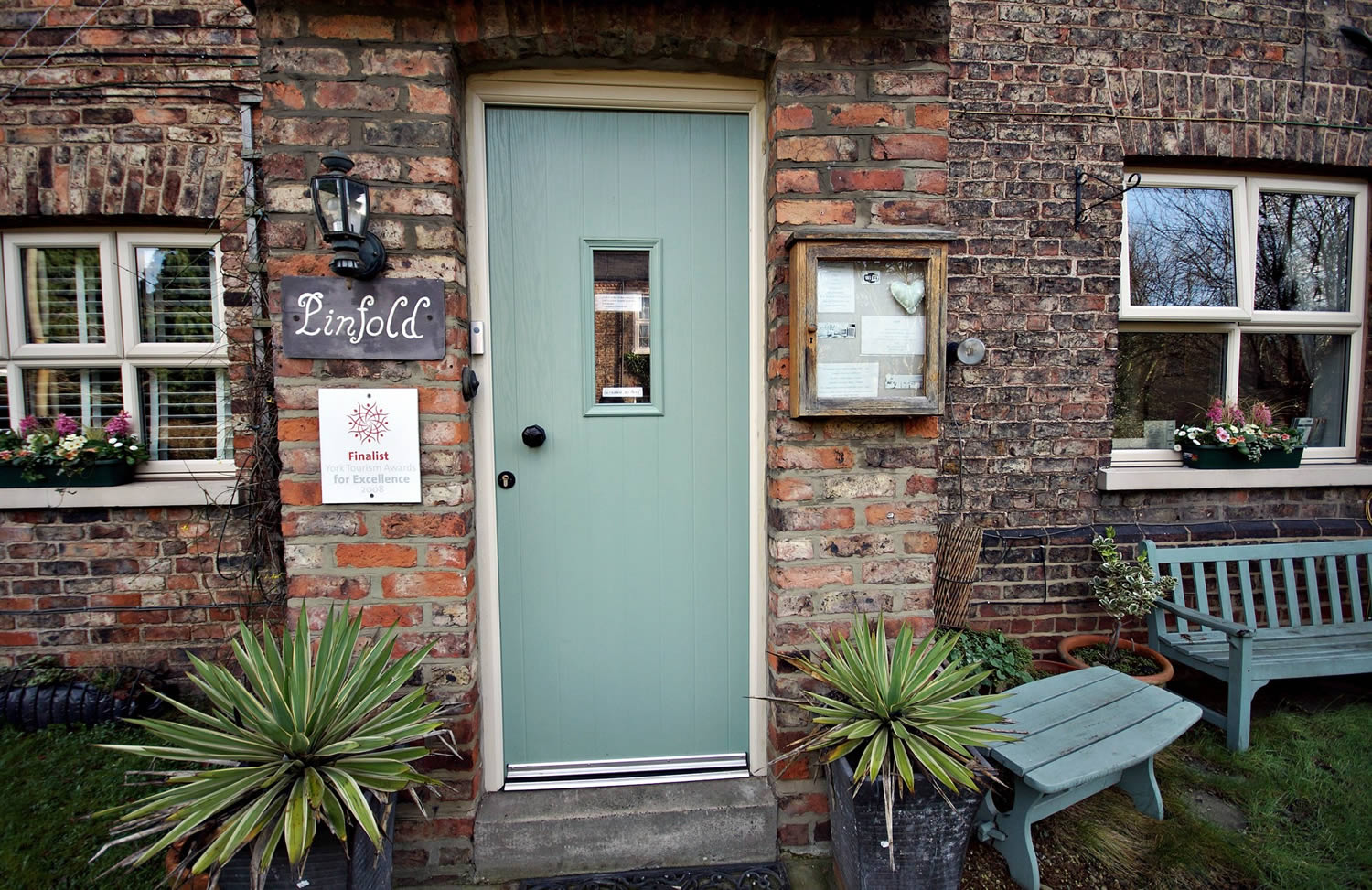 Pinfold Cottage Image 1