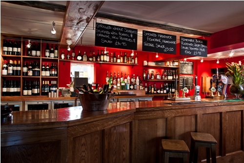 The Oak Tree Inn Image 12