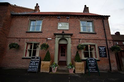 The Oak Tree Inn Image 1