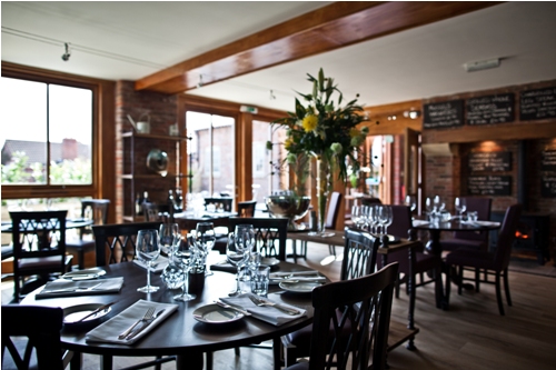 The Oak Tree Inn Image 7