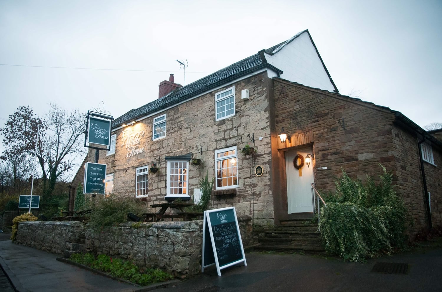White Horse, Ledston Image 1