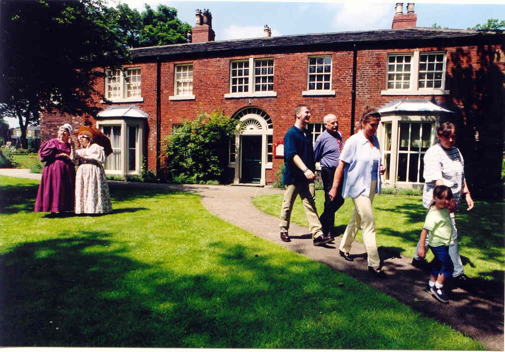 Red House & Gardens Image 3