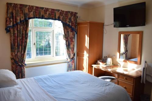 Clifton Bridge Guesthouse Image 1