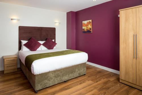 Roomzzz Leeds Headingley Image 5