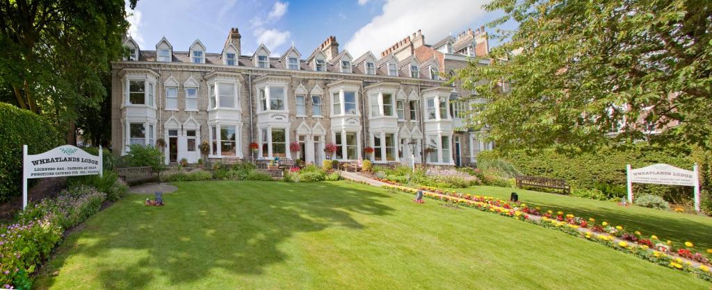 Wheatlands Lodge Hotel Image 1