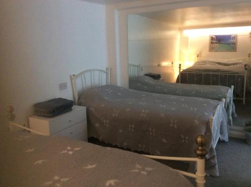 Tansterne holiday Home 2 Image 3