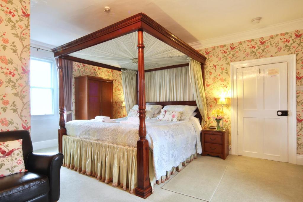The Old Vicarage Image 2