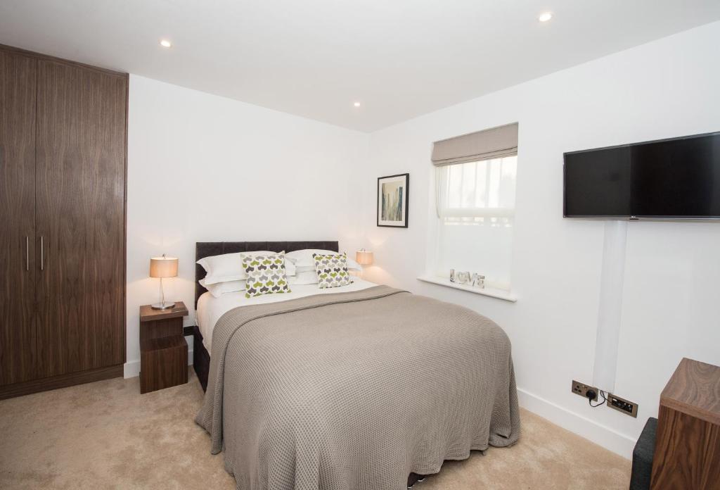The Windsor - by Harrogate Serviced Apartments Image 1
