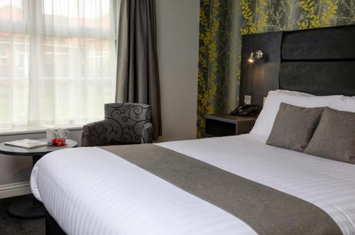 Allerton Court Hotel Image 1