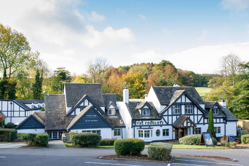 Innkeeper's Lodge Huddersfield, Kirkburton Image 3