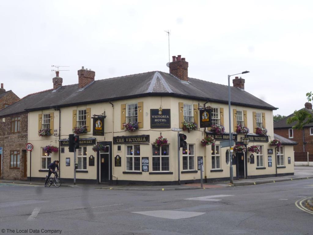 The Victoria Hotel Image 1