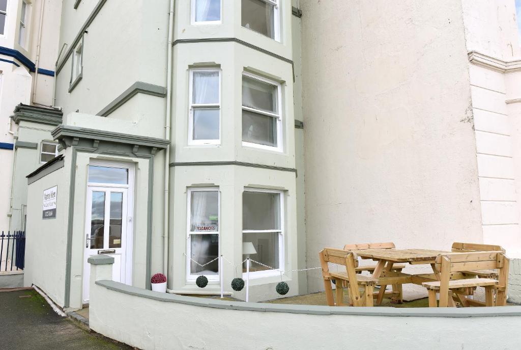 Marine View Guest House Image 1