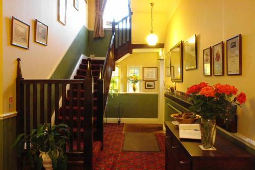 Midway Guest House Image 1