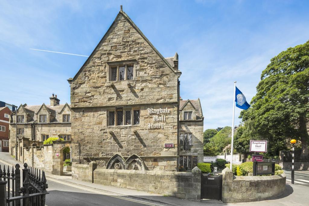 Bagdale Hall & Annexe Image 2