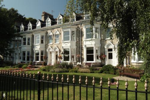 Wheatlands Lodge Hotel Image 2