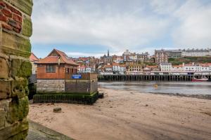 The Boathouse Image 2