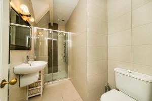 Pebble Apartment Image 3
