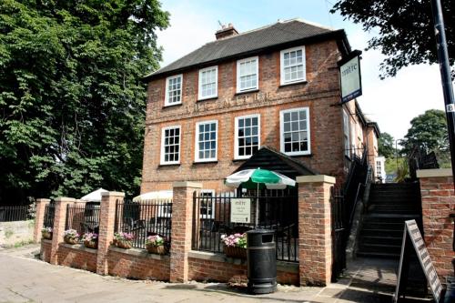 The Mitre Inn Image 3