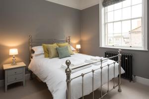 City Apartments - Fossgate Bridge Image 2